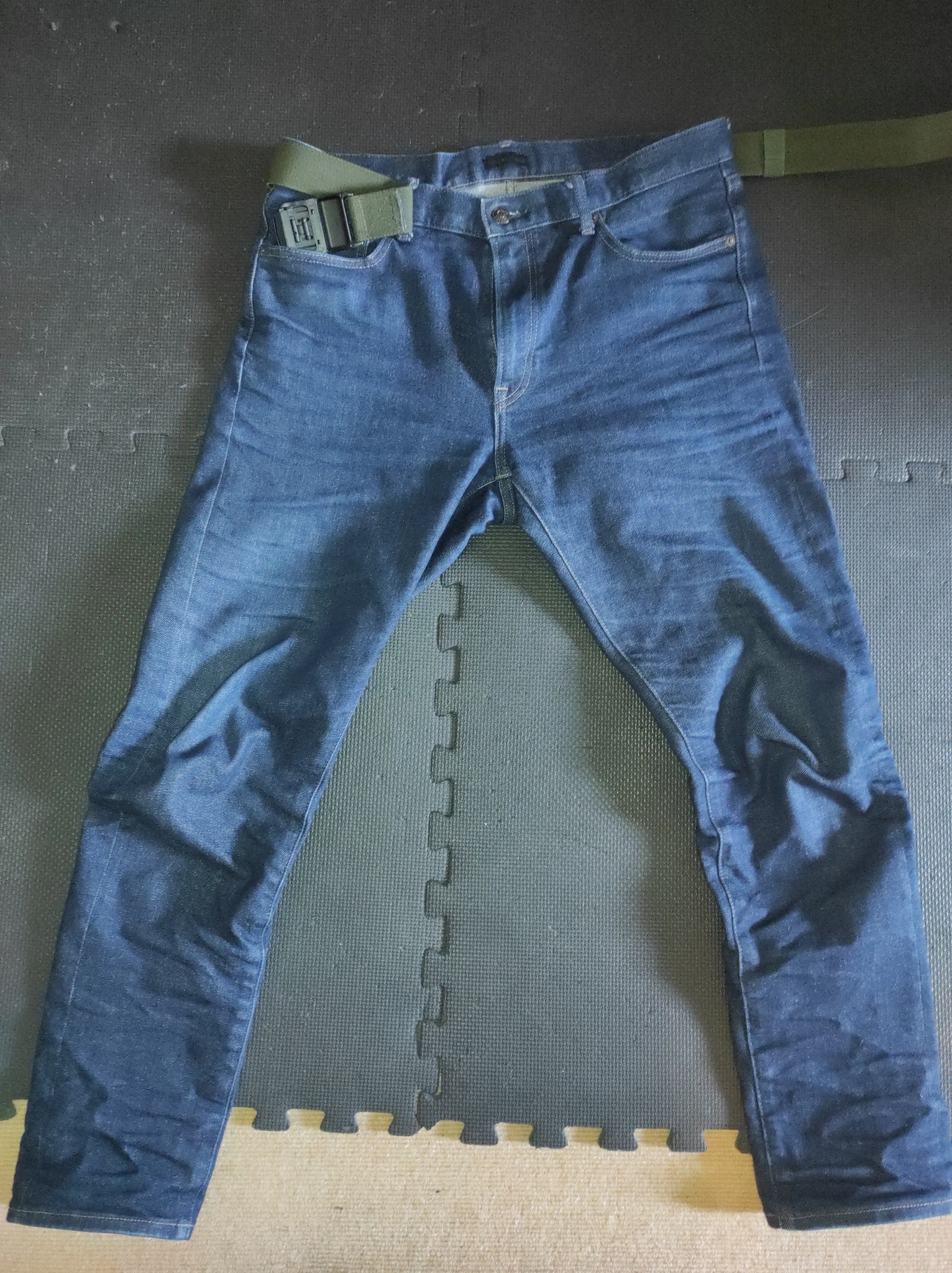 Uniqlo 479320 - Selvedge Stretch Slim Fit Jeans