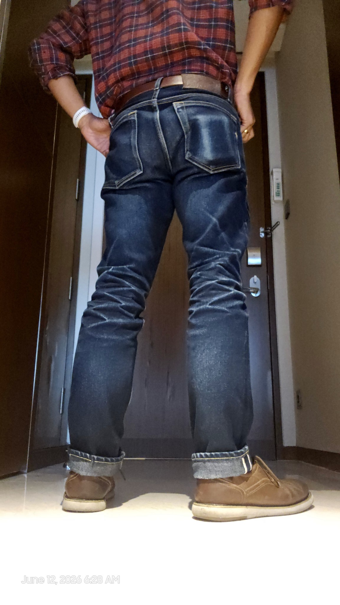 Brave Star Selvage Slim Tp 21.5oz fade